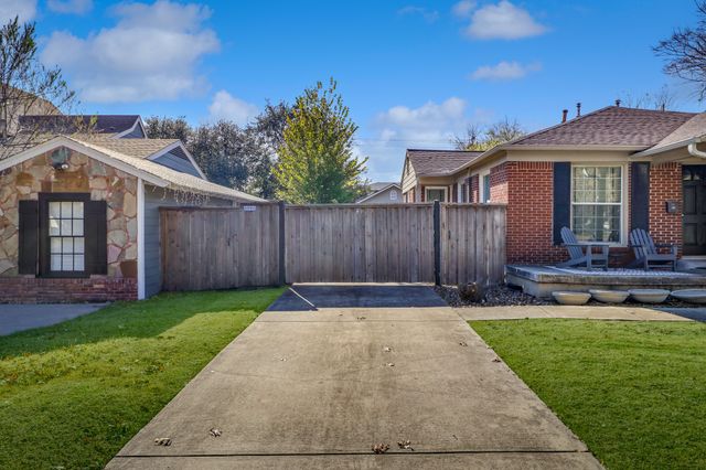 6222 Kenwood Avenue, Dallas, TX 75214