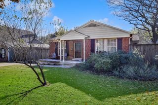 6222 Kenwood Avenue, Dallas, TX 75214