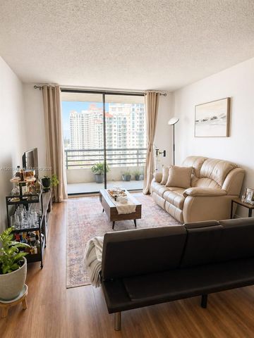 3300 NE 191st St 1803, Aventura, FL 33180
