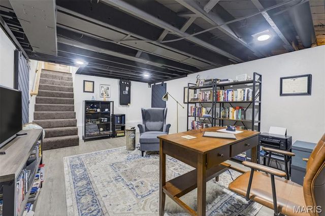 7437 Stratford Avenue, University City, MO 63130