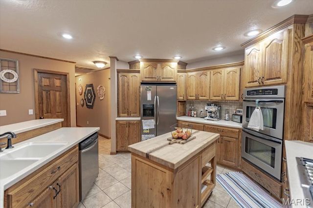 503 Primrose Lane, Houston, MO 65483