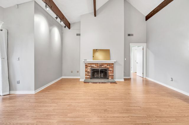 35 Algonquin Lane D, Stratford, CT 06614