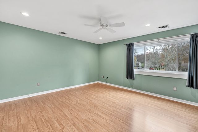 35 Algonquin Lane D, Stratford, CT 06614