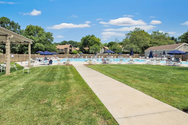 35 Algonquin Lane D, Stratford, CT 06614