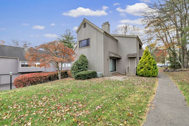 35 Algonquin Lane D, Stratford, CT 06614