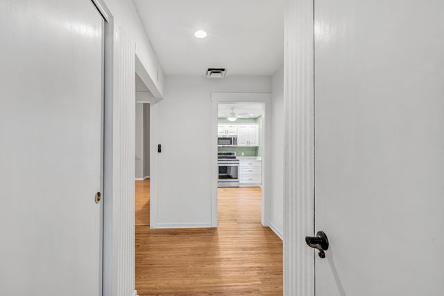 35 Algonquin Lane D, Stratford, CT 06614