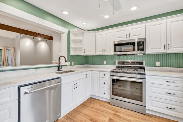 35 Algonquin Lane D, Stratford, CT 06614