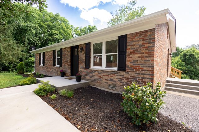 105 Maple Street, Lawrenceburg, KY 40342