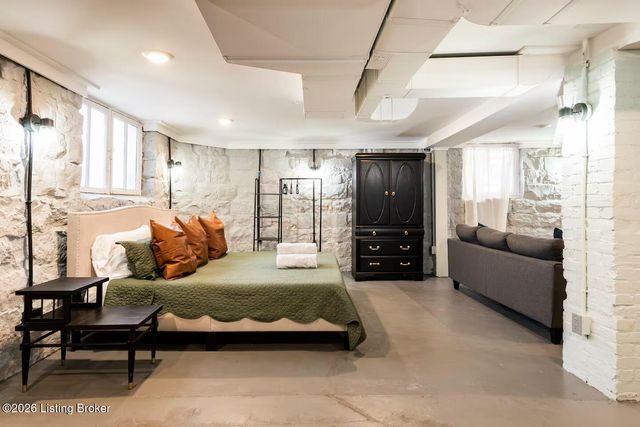 703 Rubel Ave, Louisville, KY 40204