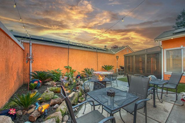 2715 N Marty Avenue, Fresno, CA 93722