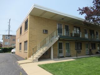 5418 S Massasoit Avenue 1, Chicago, IL 60638