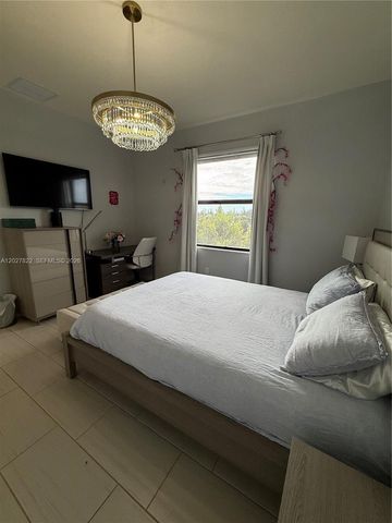 7815 NW 104th Avenue 32, Doral, FL 33178