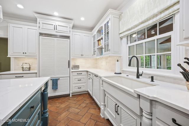 89 N Mitchell Place, Little Silver, NJ 07739