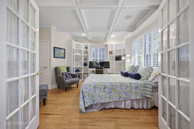 89 N Mitchell Place, Little Silver, NJ 07739