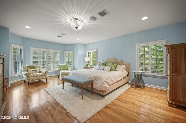 89 N Mitchell Place, Little Silver, NJ 07739