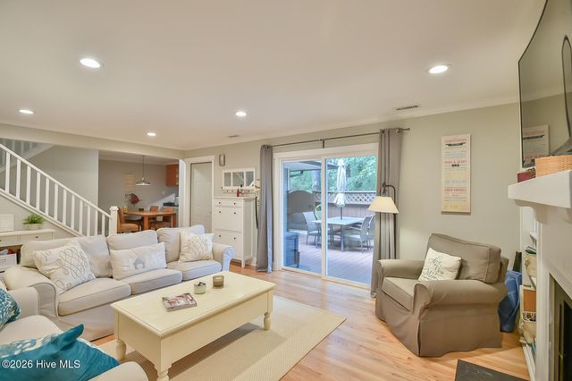 173 Summerwalk Circle, Chapel Hill, NC 27517