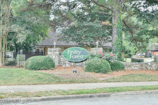 173 Summerwalk Circle, Chapel Hill, NC 27517