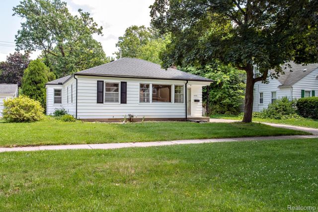 4056 Robina Avenue, Berkley, MI 48072