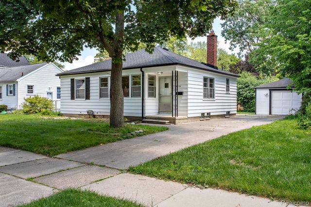 4056 Robina Avenue, Berkley, MI 48072