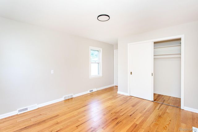 4056 Robina Avenue, Berkley, MI 48072