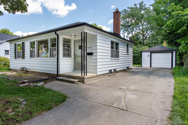 4056 Robina Avenue, Berkley, MI 48072