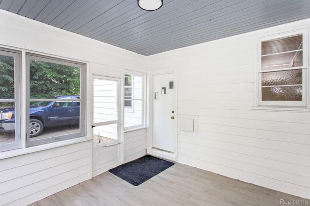 4056 Robina Avenue, Berkley, MI 48072