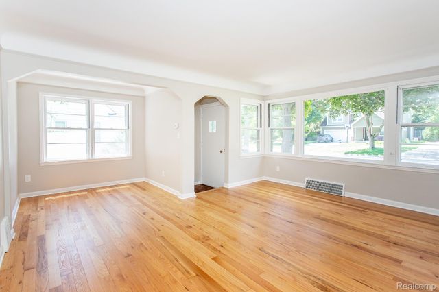 4056 Robina Avenue, Berkley, MI 48072