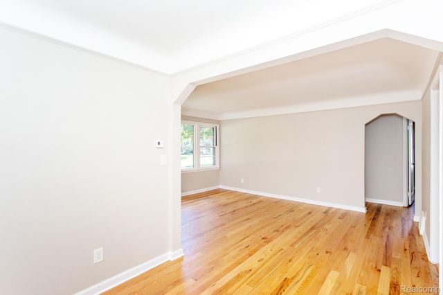 4056 Robina Avenue, Berkley, MI 48072