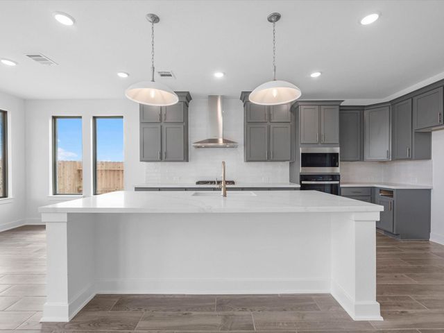 2818 Nova Beach Drive, Texas City, TX 77568