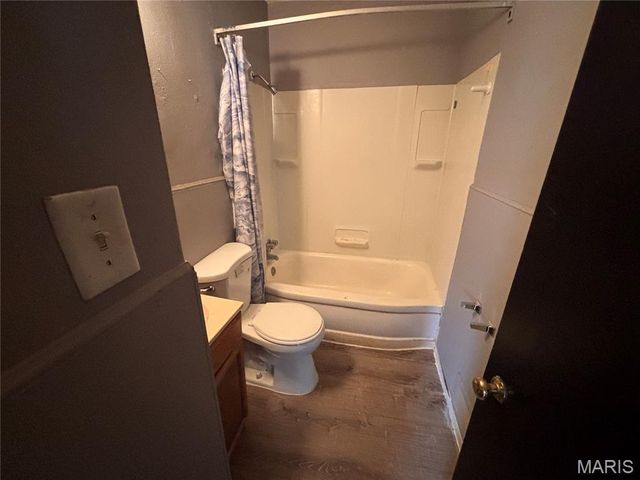 705 Beardsley Court, Ferguson, MO 63135