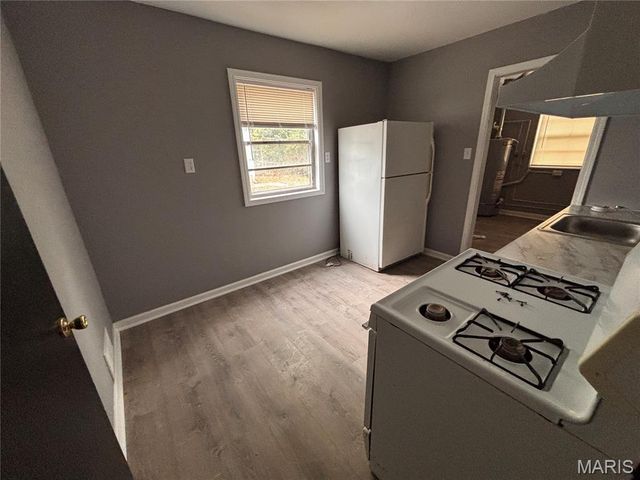 705 Beardsley Court, Ferguson, MO 63135