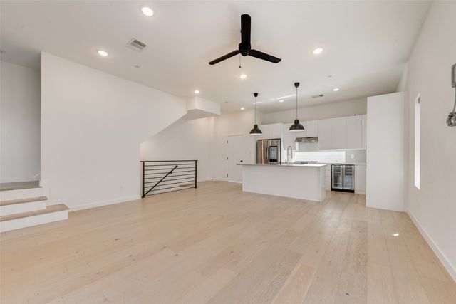 1505 N Garrett Avenue 204, Dallas, TX 75206