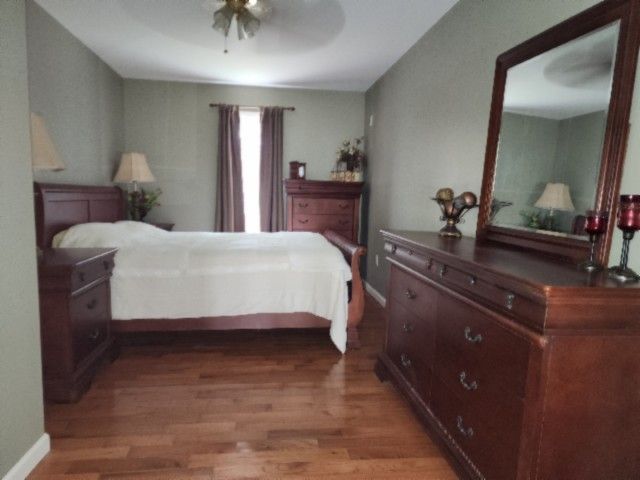 218 E Lake Ave, Celina, TN 38551