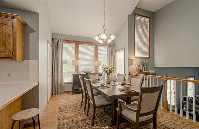 10023 N Willow Avenue, Kansas City, MO 64157