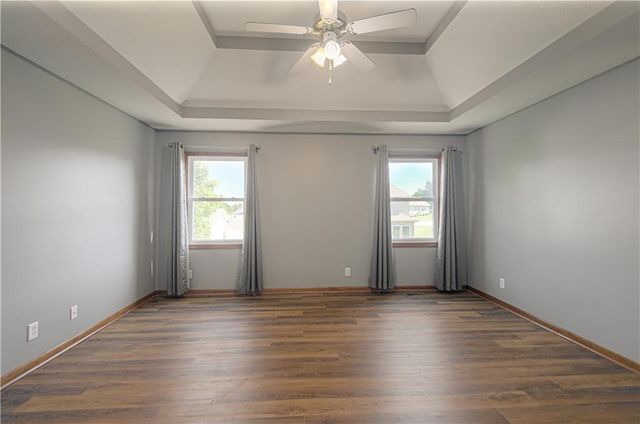 10023 N Willow Avenue, Kansas City, MO 64157