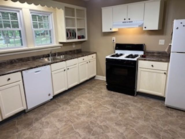 814 W Park Street, Morrison, IL 61270