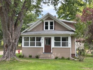 814 W Park Street, Morrison, IL 61270