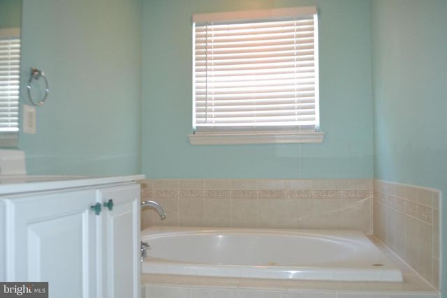 8560 BARROW FURNACE LN, Lorton, VA 22079