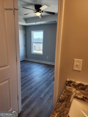 300 Beau Claire Circle, Byron, GA 31008