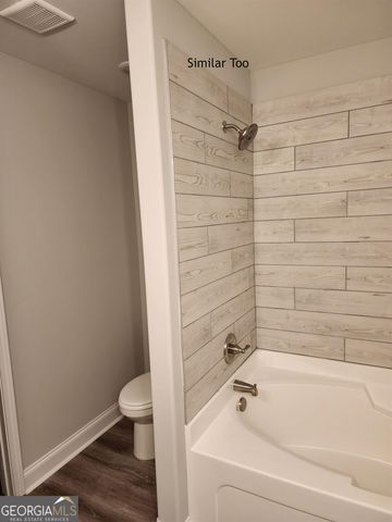 300 Beau Claire Circle, Byron, GA 31008