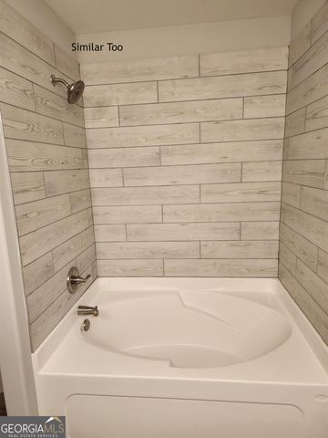 300 Beau Claire Circle, Byron, GA 31008