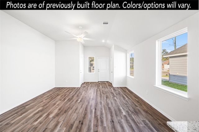 176 Road 5102l, Cleveland, TX 77327