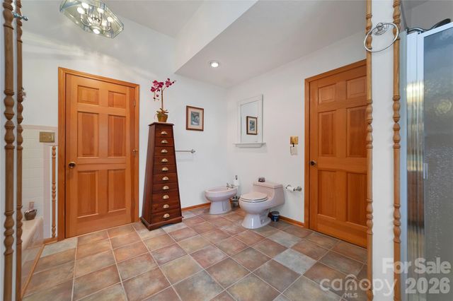 275 Hubbard Hollow Road, Rosman, NC 28772