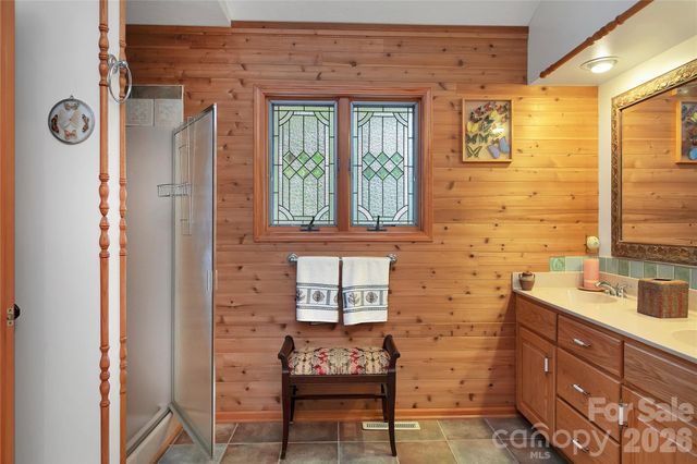 275 Hubbard Hollow Road, Rosman, NC 28772