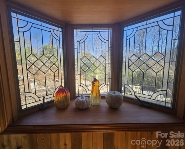 275 Hubbard Hollow Road, Rosman, NC 28772