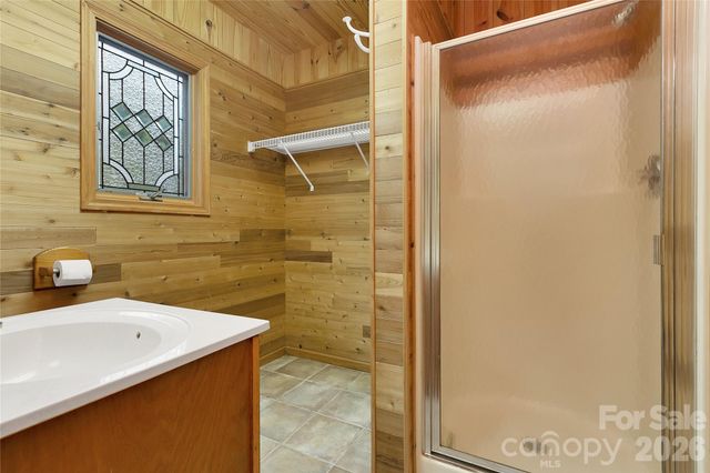 275 Hubbard Hollow Road, Rosman, NC 28772