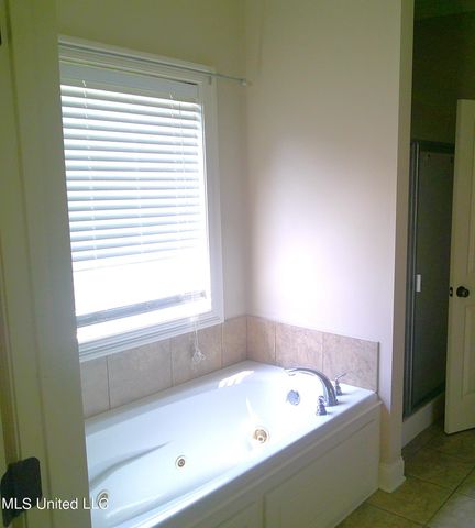 141 Creekside Drive, Canton, MS 39046