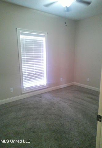 141 Creekside Drive, Canton, MS 39046