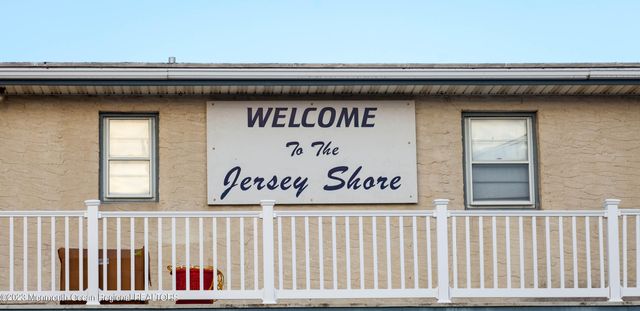 239 Beach Front, 1, Manasquan, NJ 08736