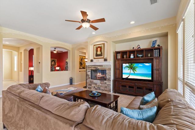 27 Via Del Maricale, Rancho Mirage, CA 92270